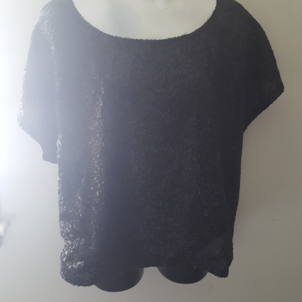 Xl front sequined top